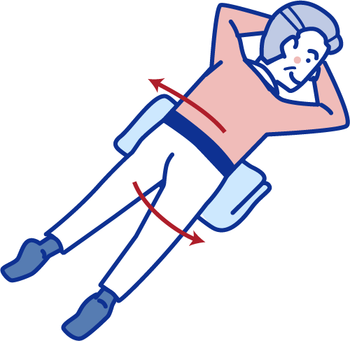 うつぶせに寝る男性